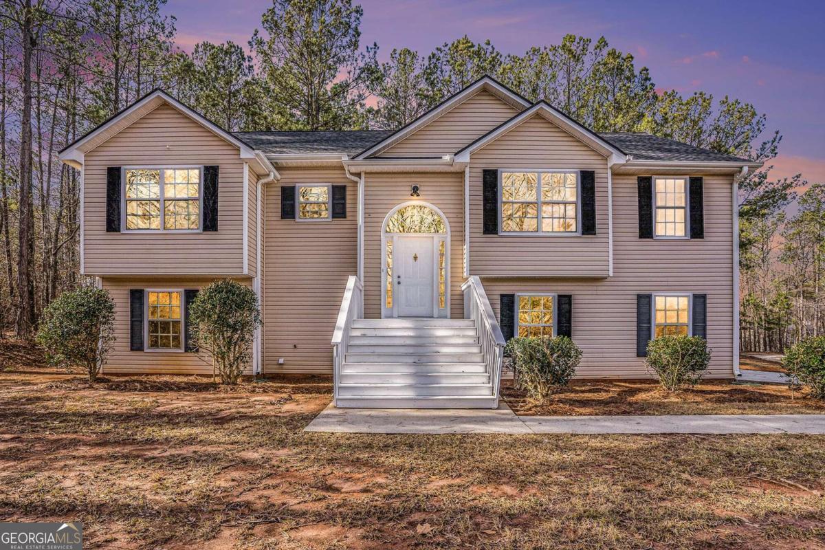 Primary Photo - 210 Grove Pointe Dr