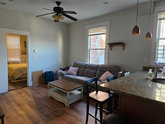 Photo - NO BROKER FEE!!!   MISSION HILL 5 BED/2 BATH WITH IN-UNIT LAUNDRY!! House