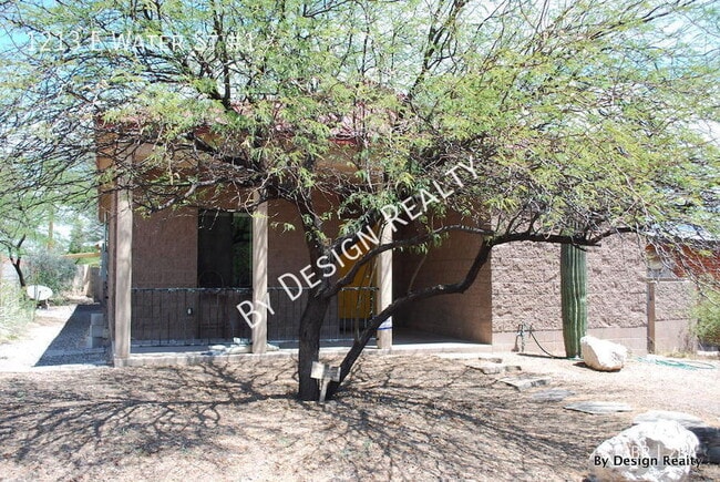 Building Photo - Mountain Ave 3 Bed 2 Bath Home - Contempor...