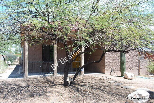 Foto del edificio - Mountain Ave 3 Bed 2 Bath Home - Contempor...