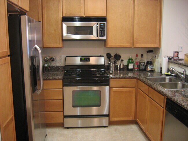 Foto del edificio - 6400 Crescent Park E