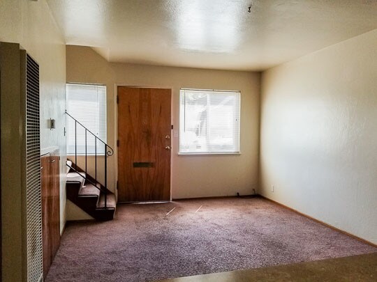 Building Photo - 2704 McGee Ave