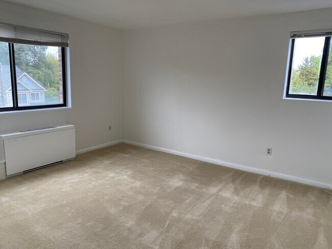 Foto del edificio - 3515 Washington Blvd