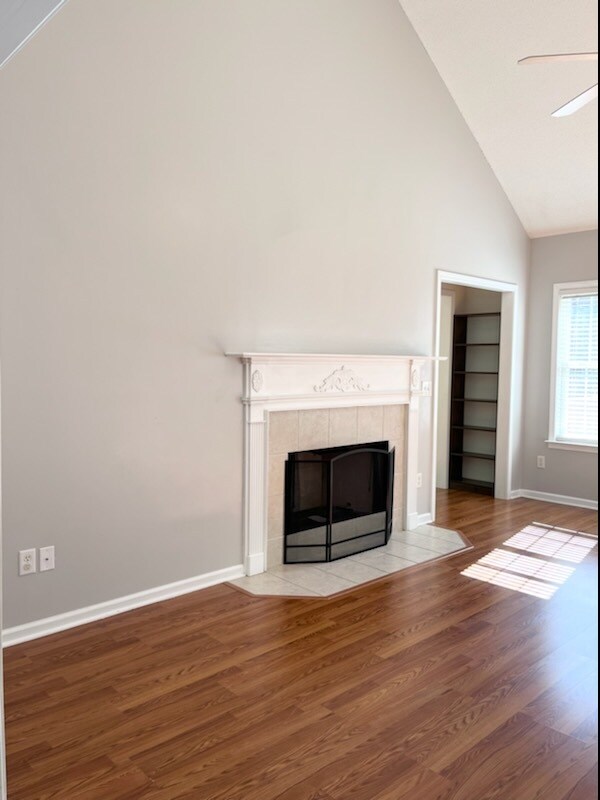 Building Photo - 1617 Hardwick Dr