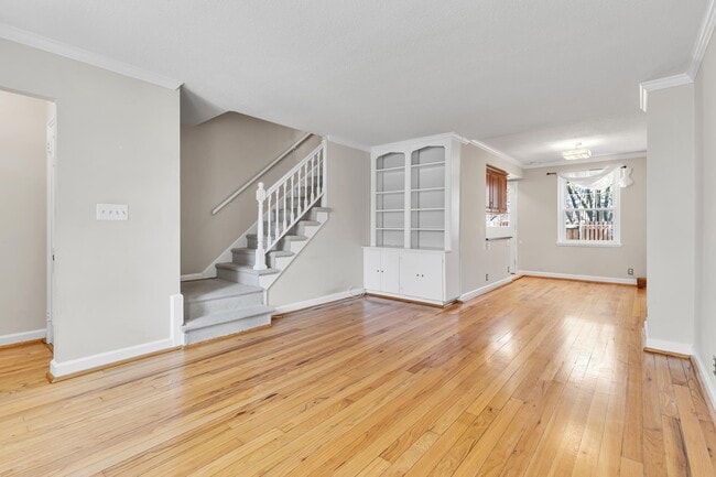 Foto del edificio - 3011 S Buchanan St