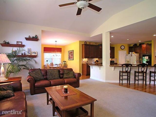 Building Photo - 1731 Berkshire Eve Dr