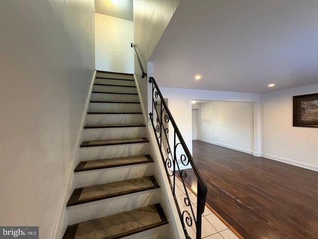 Building Photo - 3330 Bryan Ct