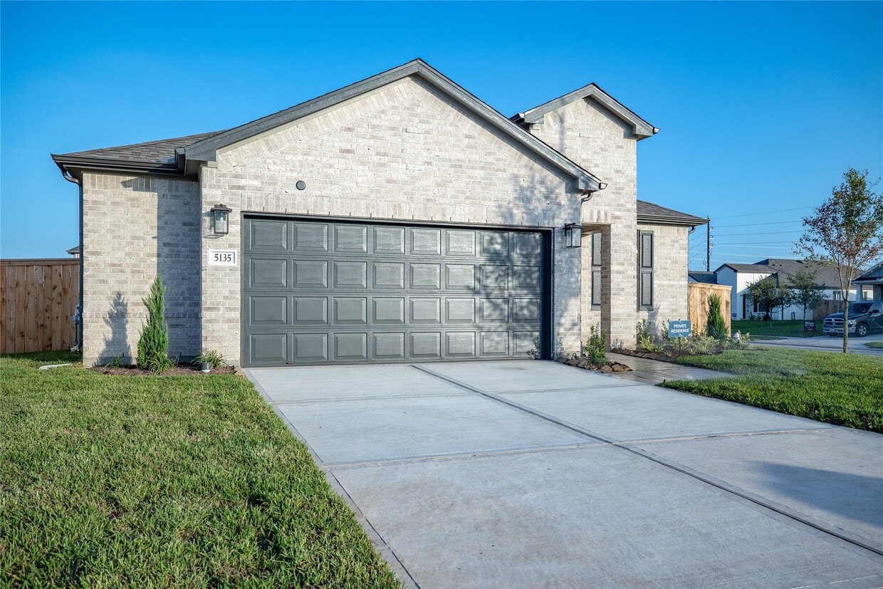Foto principal - 5135 Persimmon Peak Pl