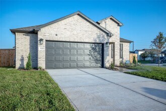 Building Photo - 5135 Persimmon Peak Pl
