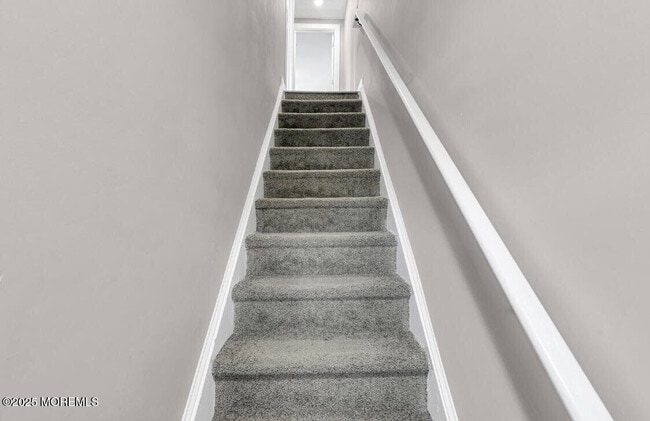 Foto del edificio - 700 Fifth Ave