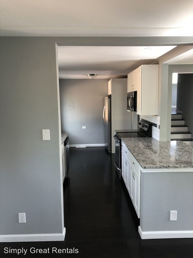 Building Photo - 5 br, 2 bath House - 2343 Paris St