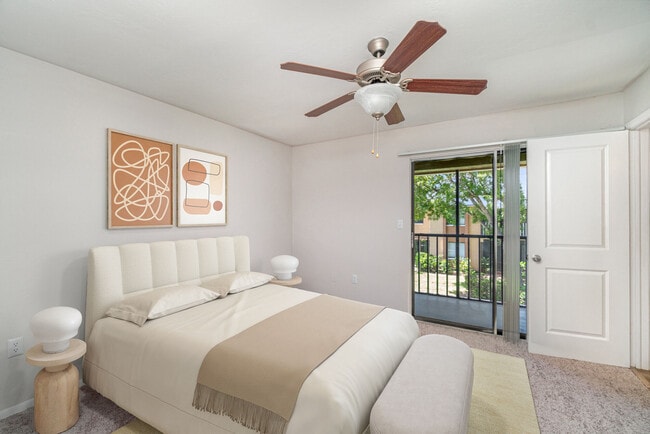 Building Photo - The Park at Murano