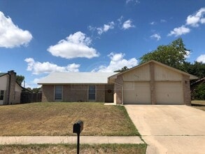 Building Photo - 2909 Trailridge Cir