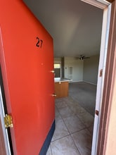 Building Photo - 5412 Claremont Ave