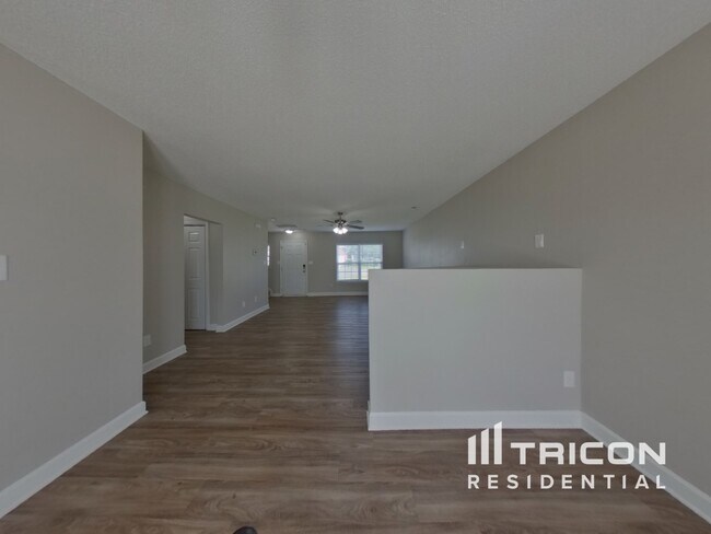 Foto del edificio - 409 Glencroft Dr