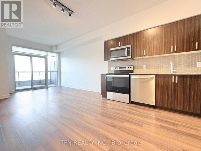 Building Photo - 1603 Eglinton Ave W