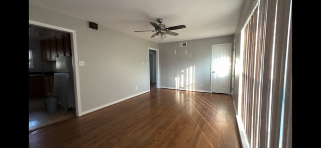 Building Photo - 10520 Sandra Lynn Dr