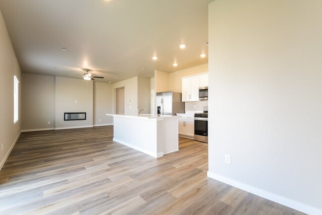 Building Photo - 7407 White River St