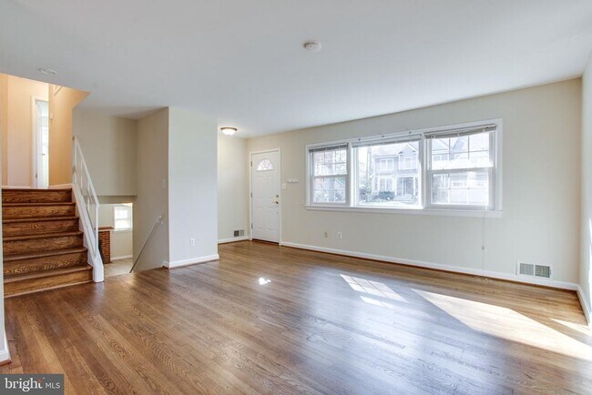 Foto del edificio - 903 Timber Ln SW