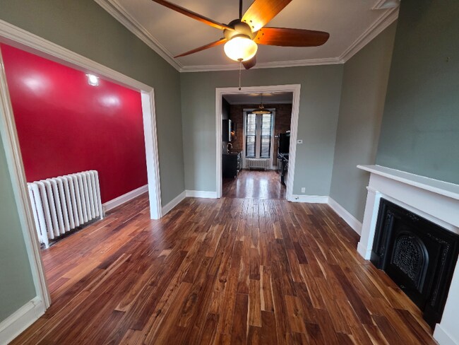 Foto del edificio - 148 S Swan St