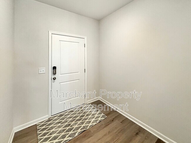 Foto del edificio - 119 Stoneview Way