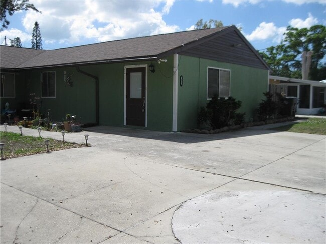 Building Photo - 620 31st Ave E