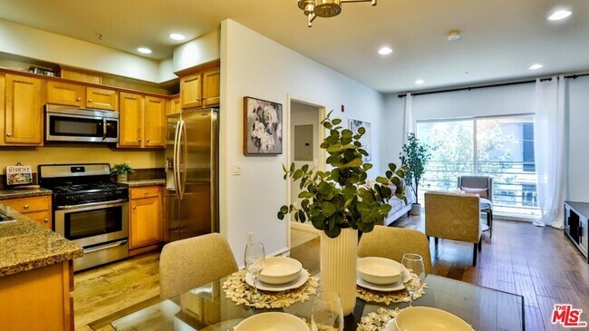 Foto del edificio - 2311 W 10th St