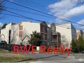 Building Photo - 420 Elysian Fields Rd