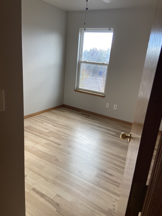 Building Photo - 1414 Cranberry Ct