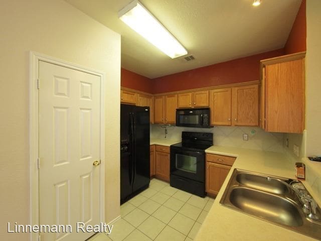 Building Photo - 3 br, 2 bath House - 4609 Golden Gate Drive