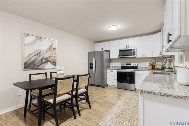 Building Photo - 13803 Deer Run Cir