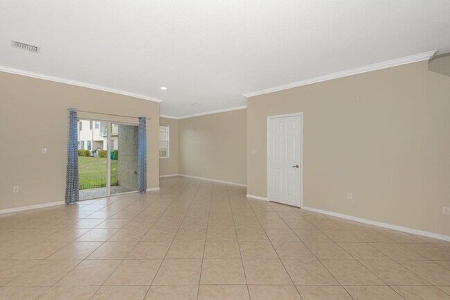 Building Photo - 13117 SW 44th St