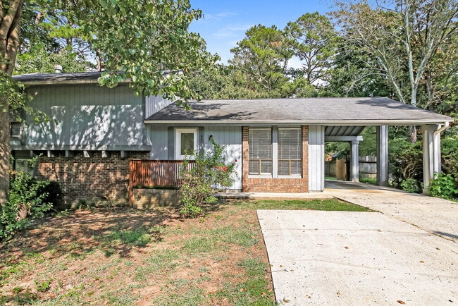 Building Photo - 9036 Sterling Ridge Ln