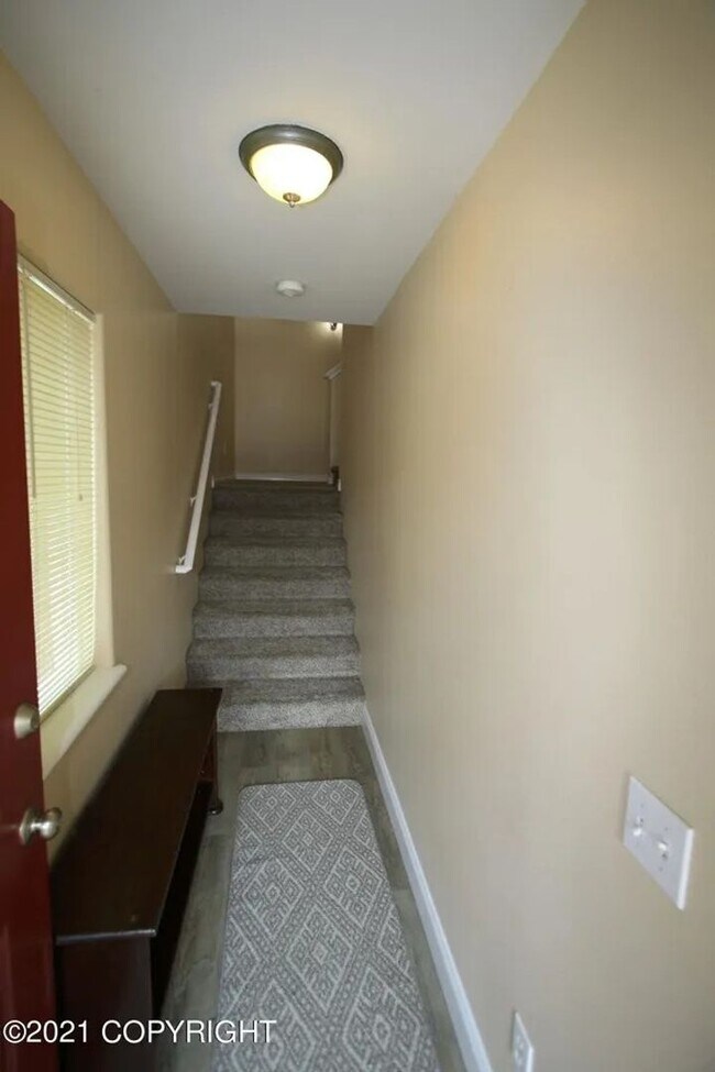 Foto del edificio - 3 Bedroom South Anchorage Townhouse!
