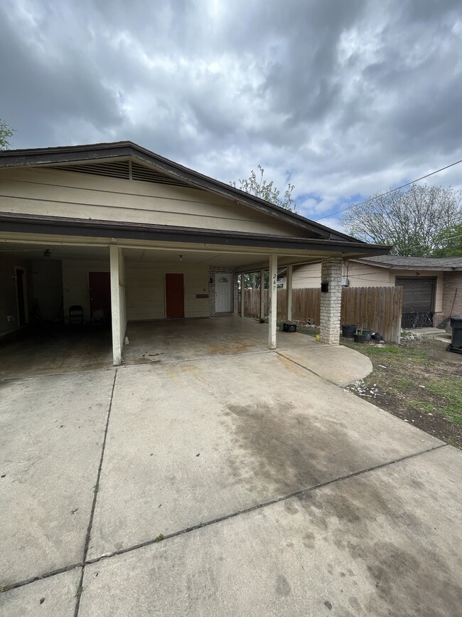 Photo - 247 Fennel Dr (San Antonio, TX) House