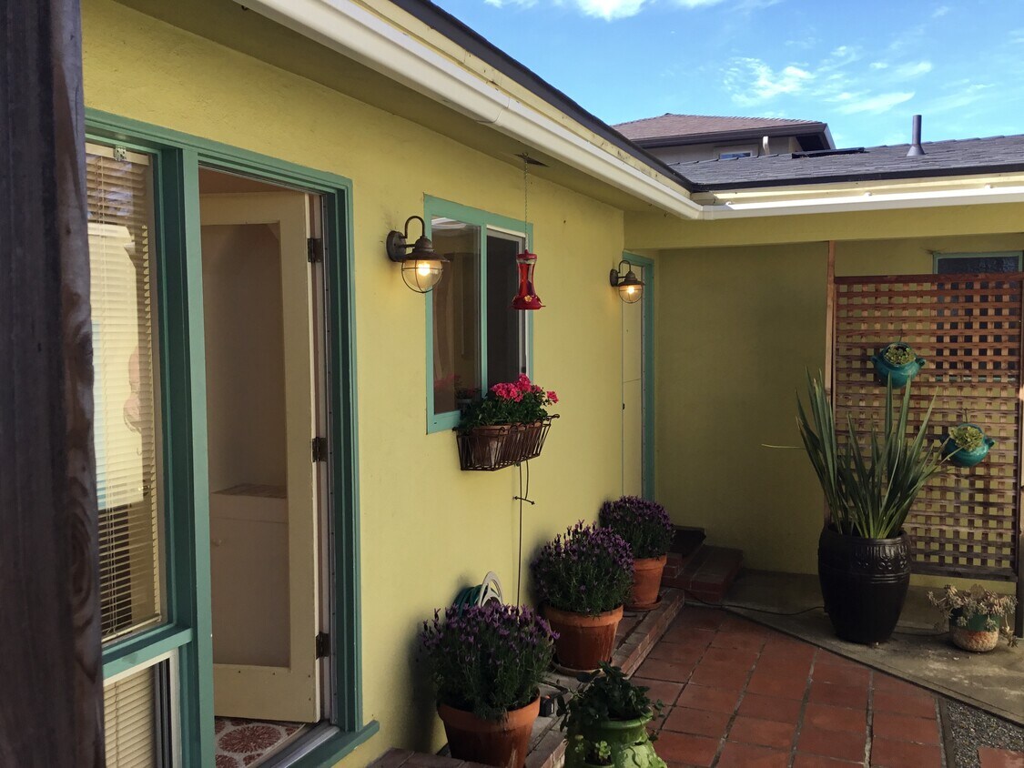 1705 La Salle Ave, Seaside, CA 93955 Townhome Rentals in Seaside CA