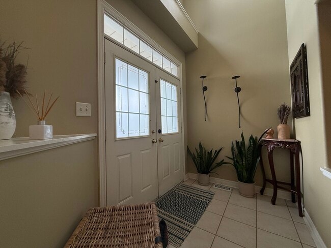 Building Photo - BASKERVILLE RUN-7071 MISSISSAUGA ON L5W1A3