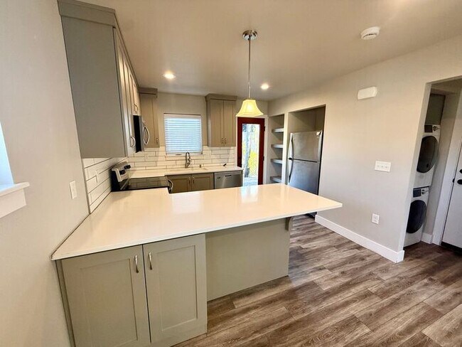 Foto del edificio - Modern Home in Heart of Old Town Fort Collins!