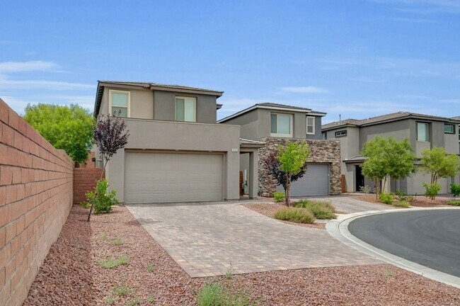 Foto del edificio - Summerlin gated community 4 bedroom 3 baths