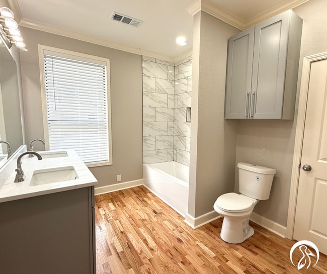 Building Photo - 900 N 3rd St