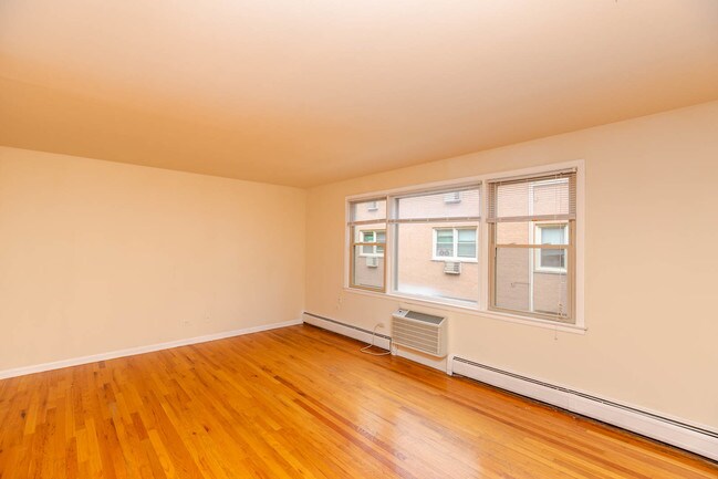 Foto del edificio - 1324 W Lunt Ave