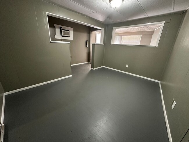 Building Photo - 2BR with Character