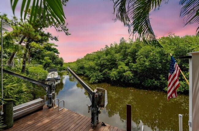 Foto del edificio - 17982 Tidewater Cir