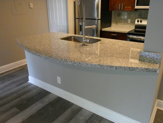 Foto del edificio - 5740 Rock Island Rd