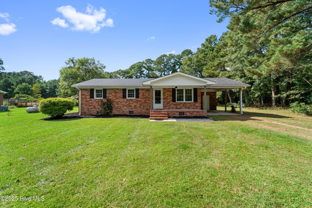 Foto principal - 171 Trott Rd