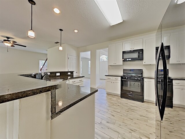Building Photo - 4925 Heards Forest Drive