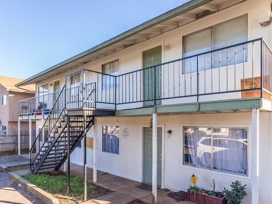 Primary Photo - 1075 Le Brun Ln