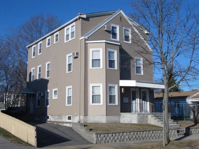 Building Photo - 139 Atwood Ave