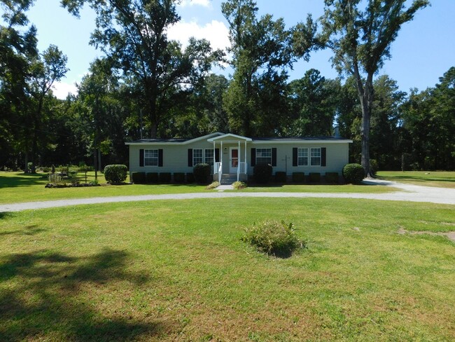 Building Photo - 4515 Old Cherry Point Road - Newly Updated...