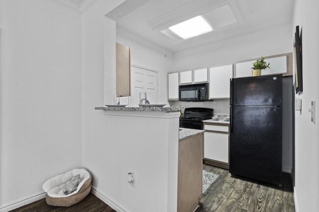 Building Photo - Vineyard Springs